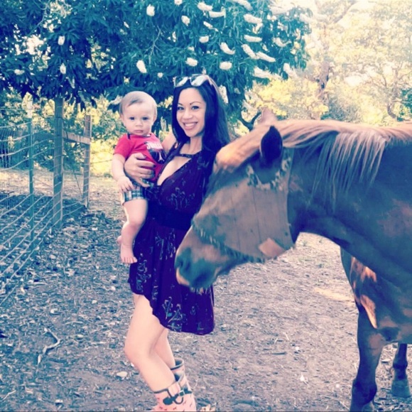 Meet your Posher, Lynn - Picture 11 of 15